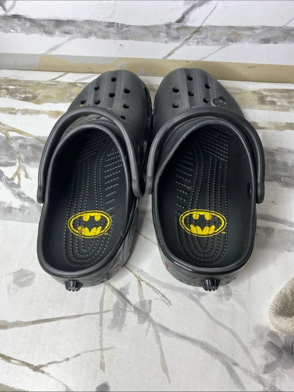 CROCS x Batman Clogs